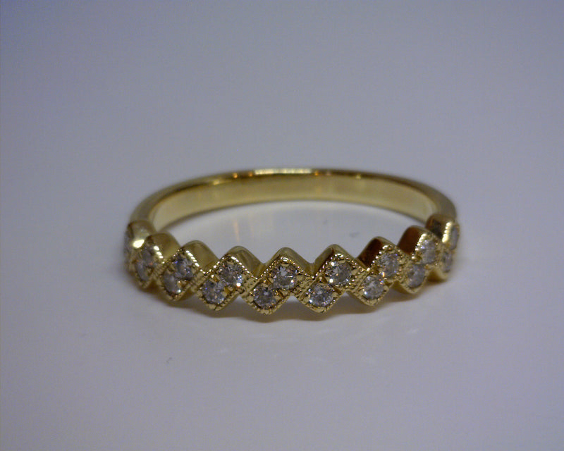 10K YG DIAMOND RING