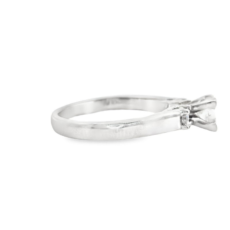 14K WG  DIAMOND ENGAGEMENT RING