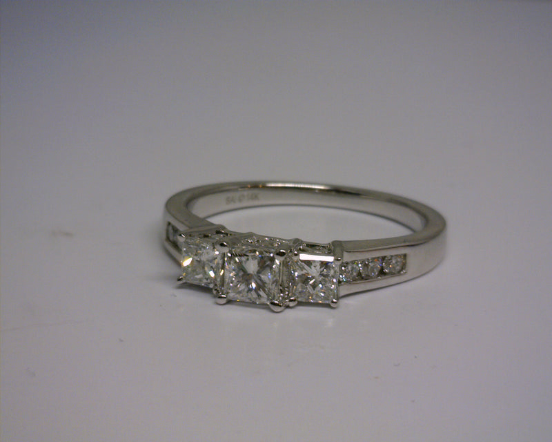 14K WG 3- STONE DIAMOND BAND