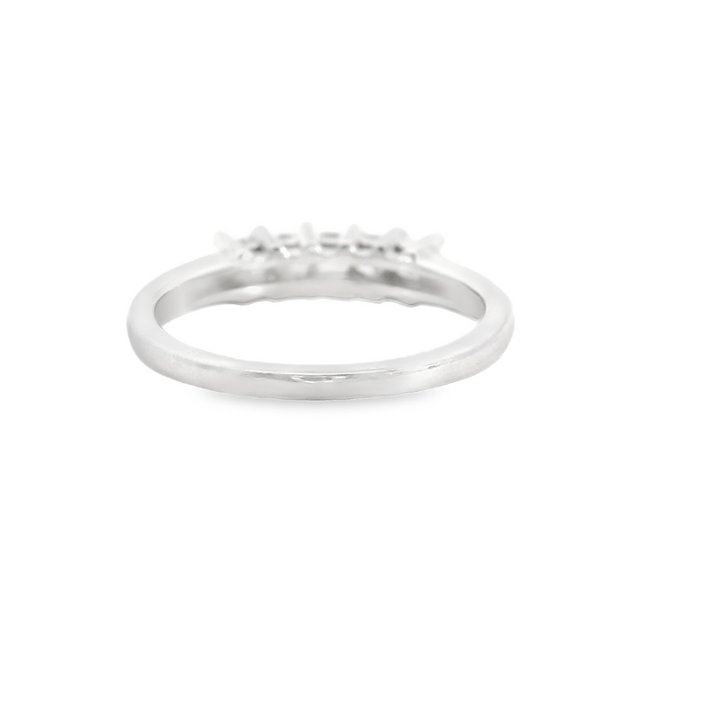 14K WG DIAMOND BAND