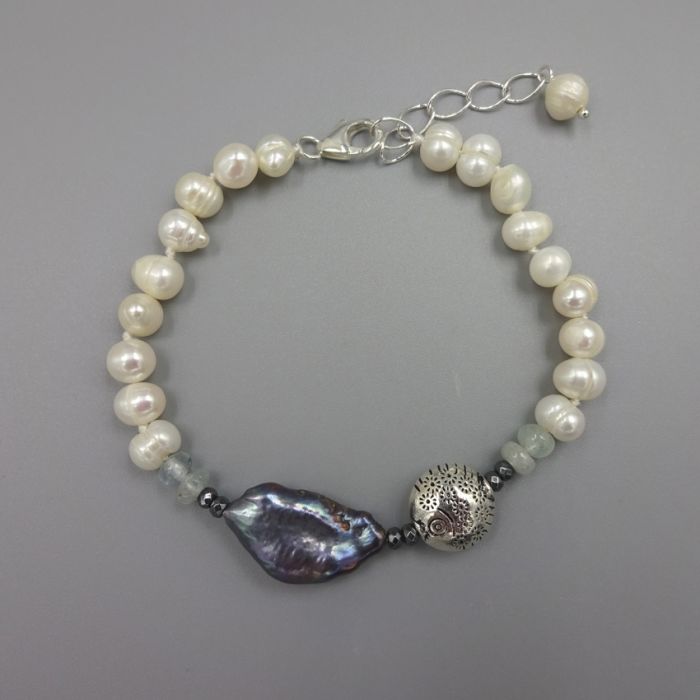 SILVER FRESHWATER PEARL BRACEL