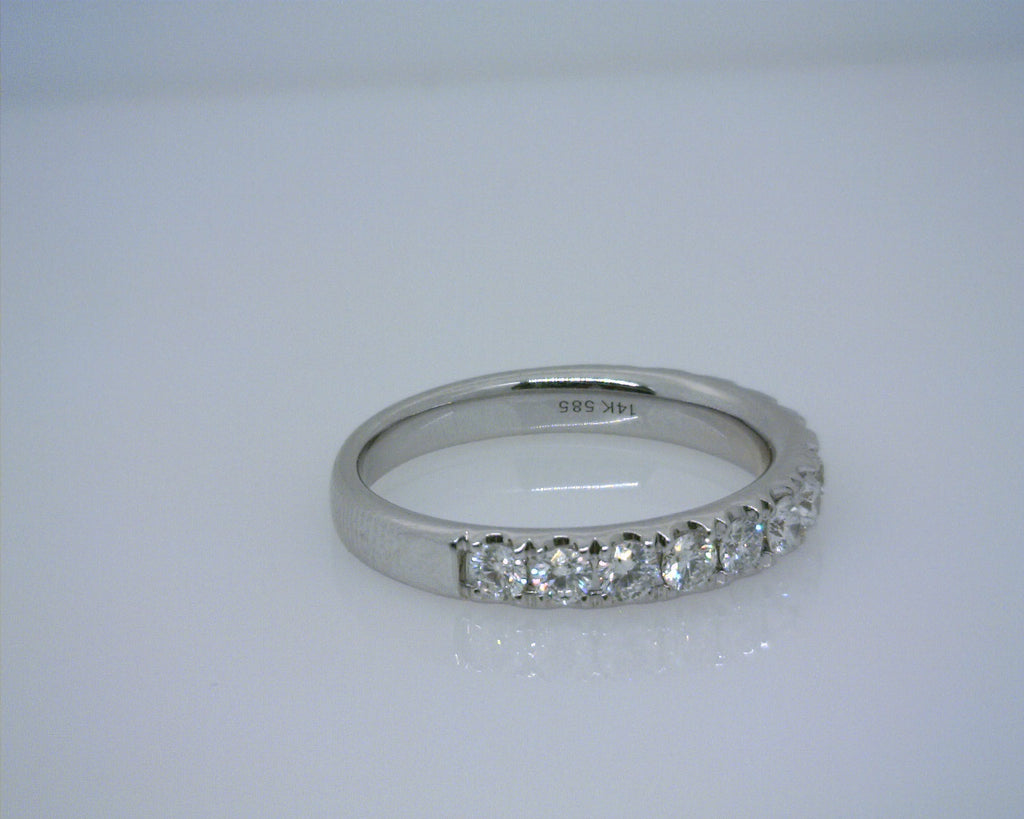 14K WG DIAMOND BAND