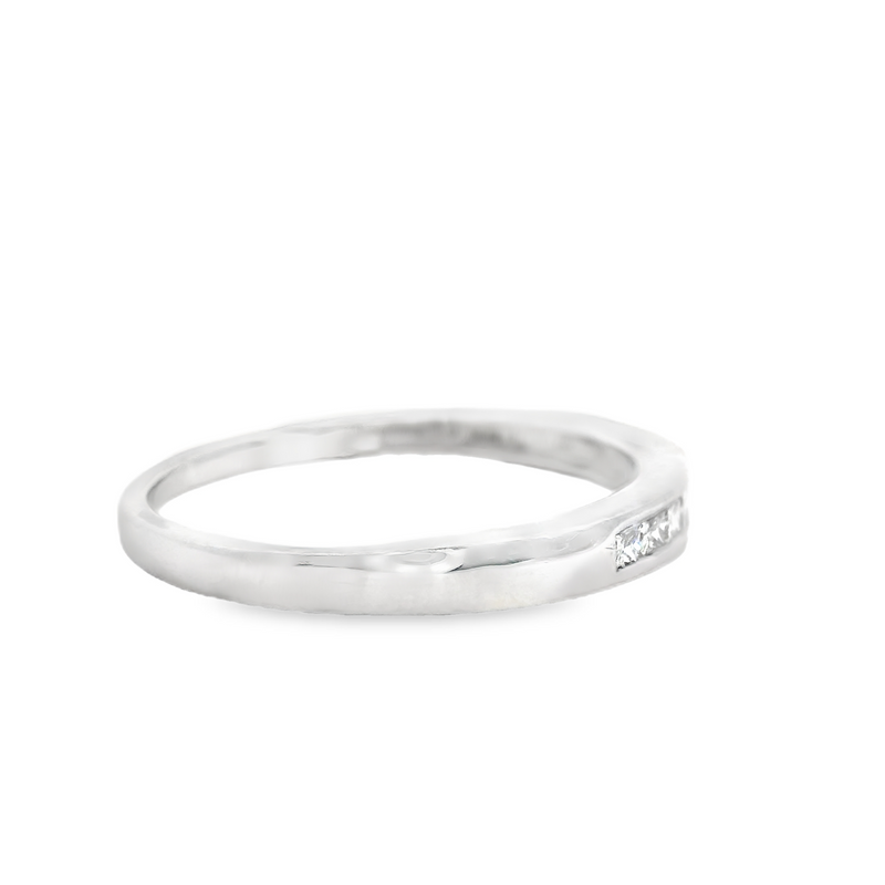 14K WG CHANNEL SET PRINCESS