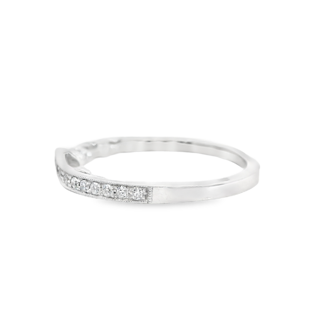 14K WG CURVED DIAMOND BAND