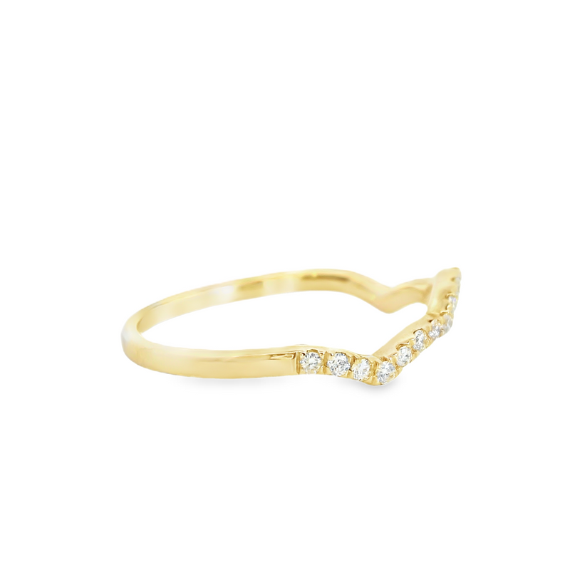14K YG Curved Diamond Band