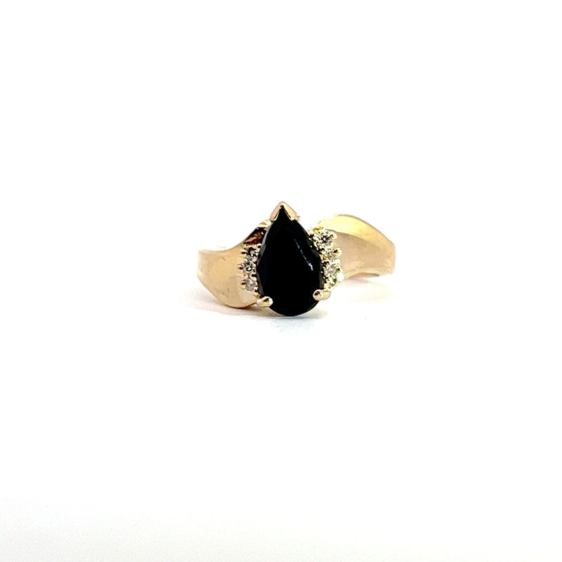 14K YG Black Onyx & Diamond Ring