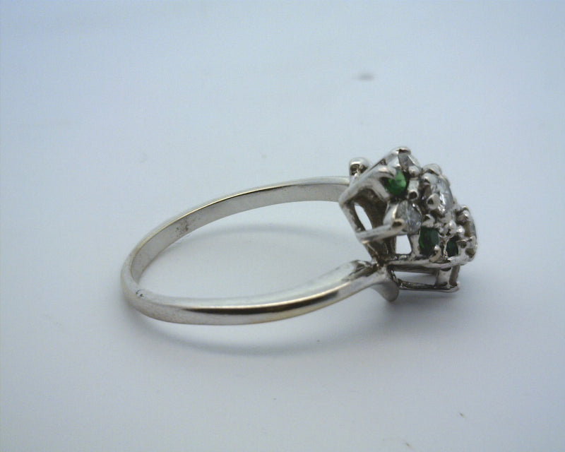 14K WG DIAMOND/GREEN STONE RING