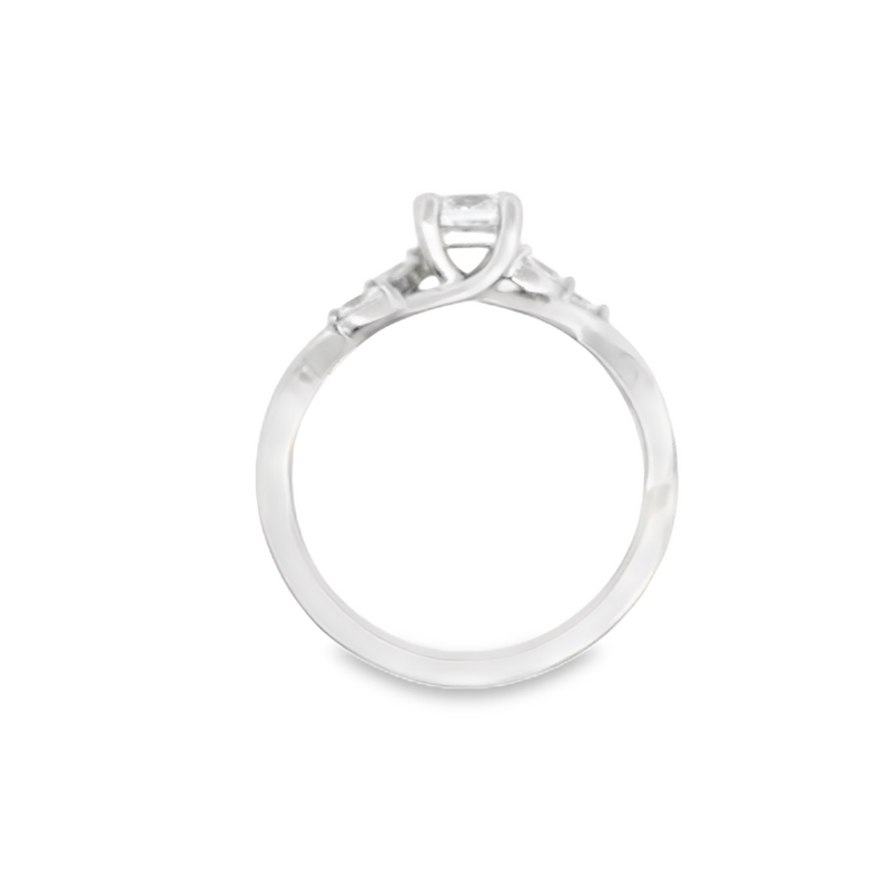 PLATINUM/DIAMOND ENGAGEMENT RING