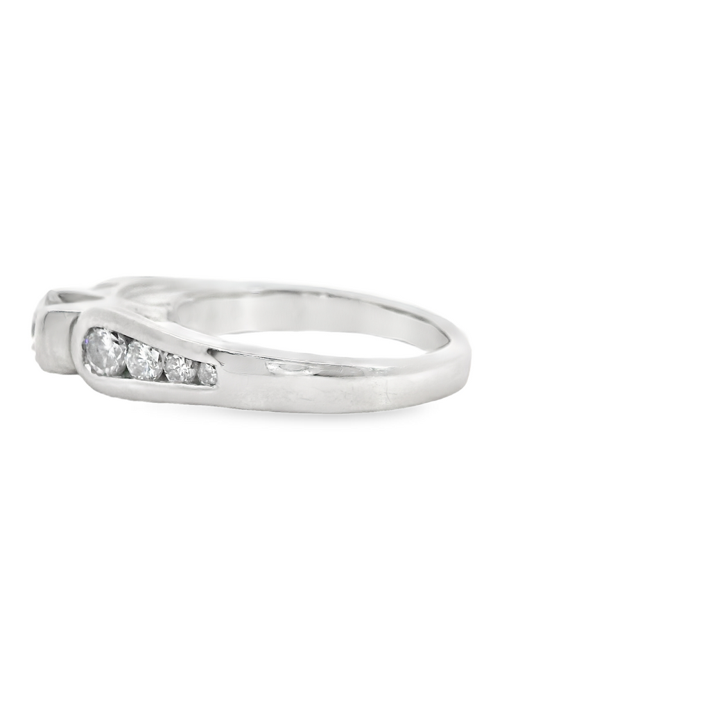 PLATINUM DIAMOND ENGAGEMENT RING