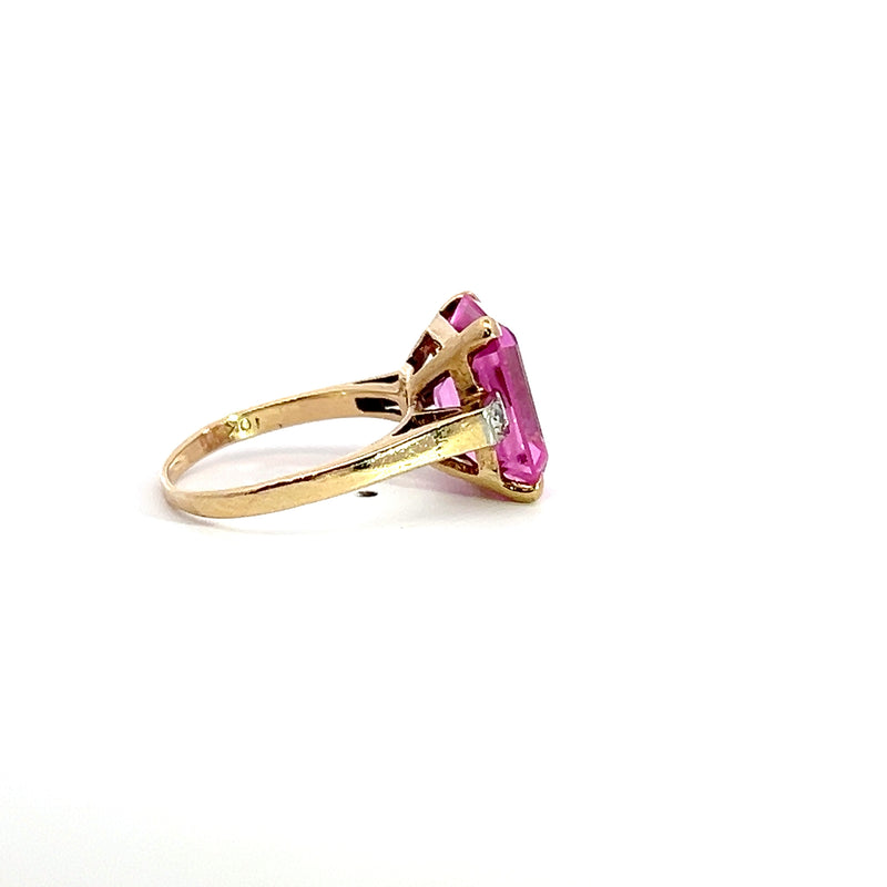 10K YG Synthetic Pink Stone Ring