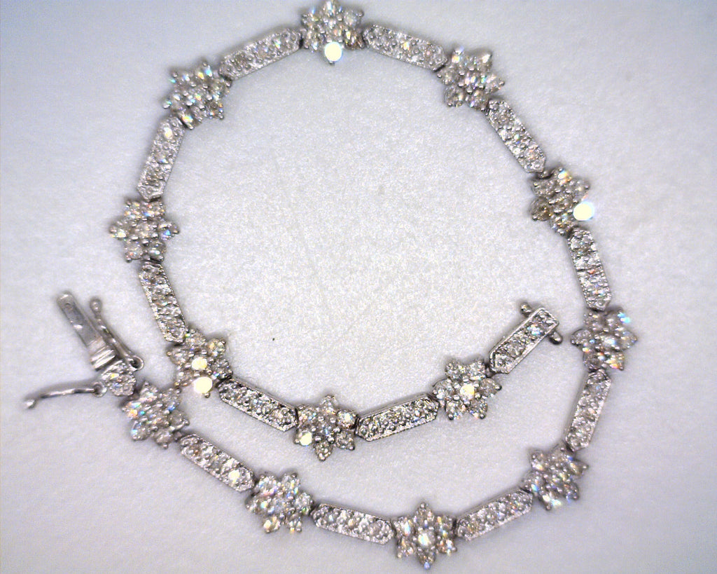 14K WHITE GOLD DIAMOND BRACELET