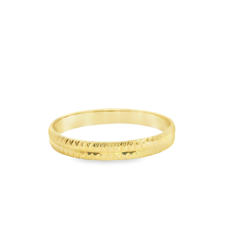 18K YG Diamond Cut Wedding Band