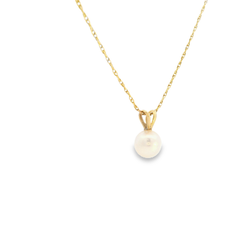 14K YG Pearl Pendant with 22" Chain