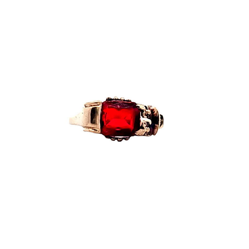 10K YG Vintage Red Glass Ring