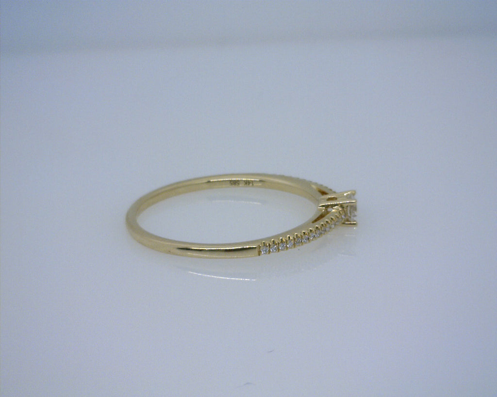 14K YG Diamond Band