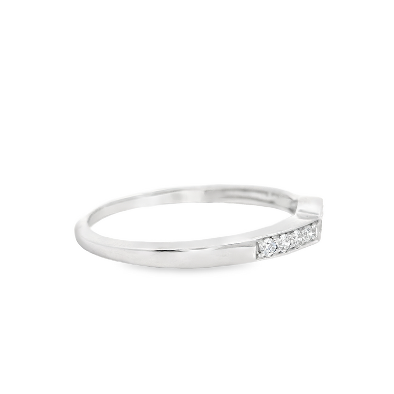 14K WG CURVED DIAMOND BAND