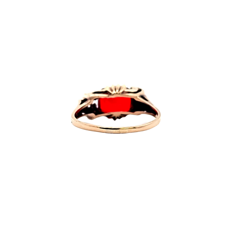 10K YG Vintage Red Glass Ring