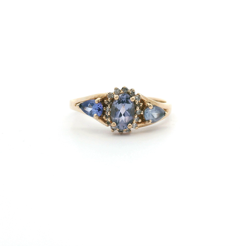 14K YG Tanzanite & Diamond Ring