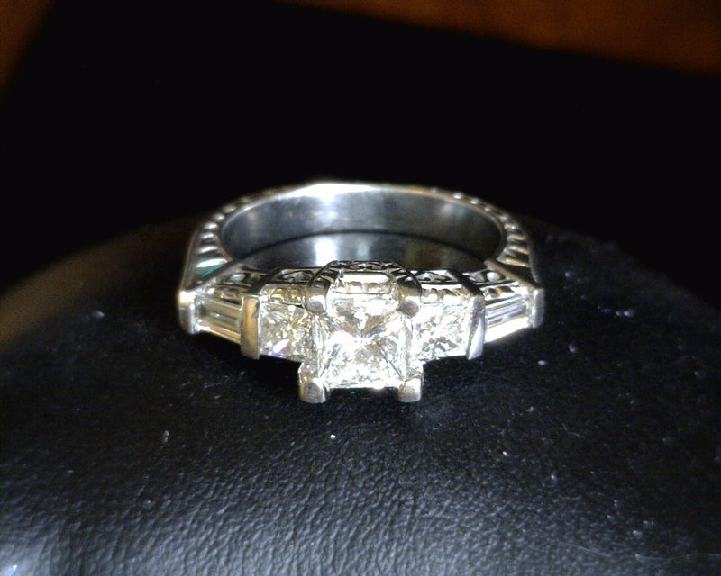 14K WG DIAMOND ENGAGEMENT RING