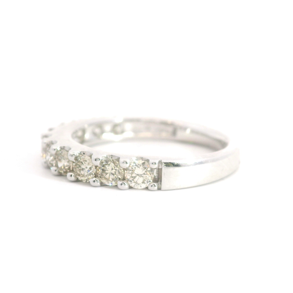 14K WG DIAMOND BAND