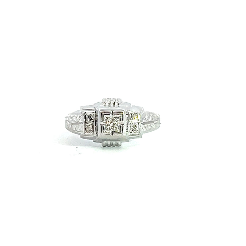 14K WG Vintage Diamond Ring