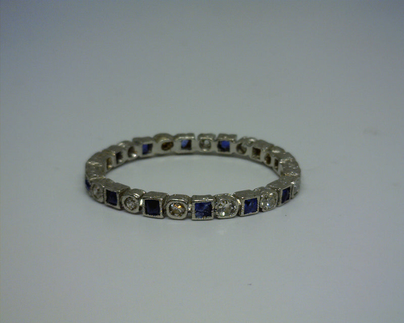 PLATINUM SAPPHIRE/DIAMOND RING