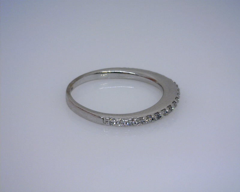 14K WG DIAMOND BAND