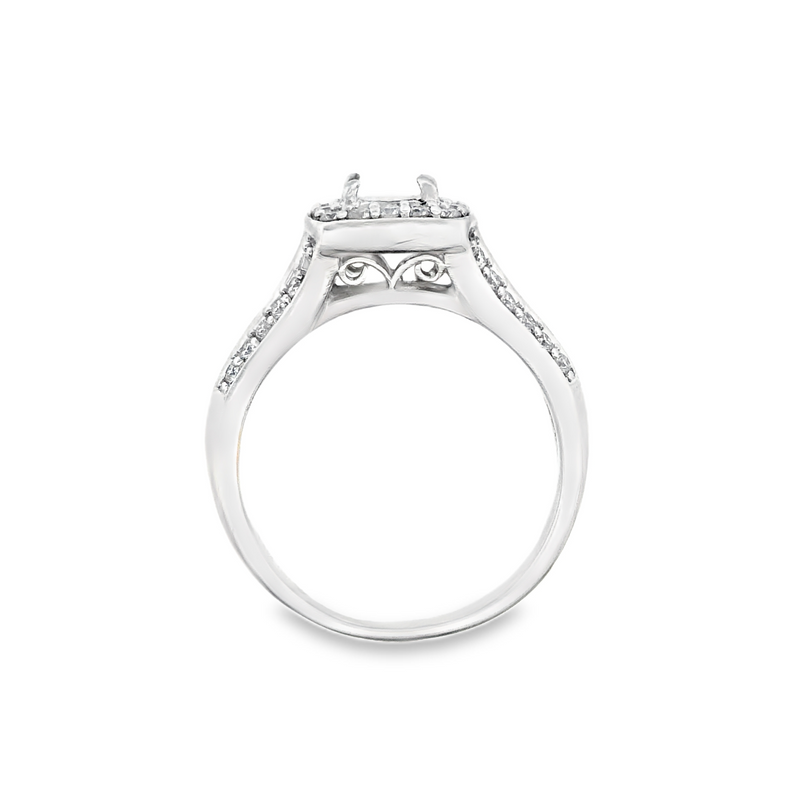 14K WG DIAMOND HALO RING