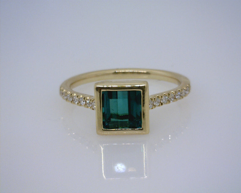 14K YG TOURMALINE/DIAMOND RING