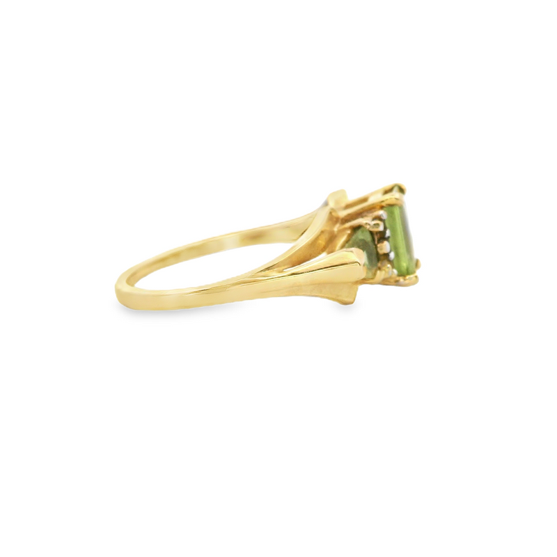 14K YG Peridot & Diamond Ring