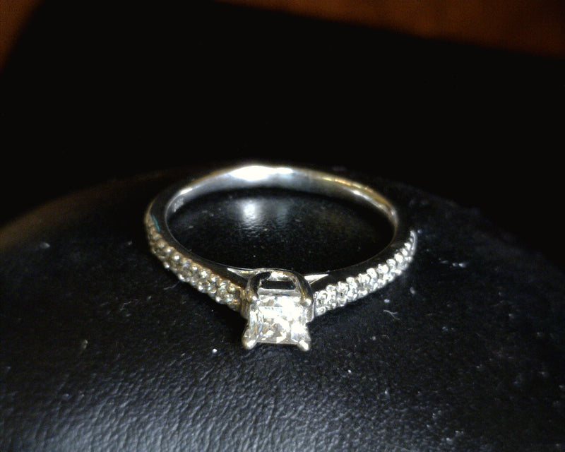 14K WG DIAMOND ENGAGEMENT RING