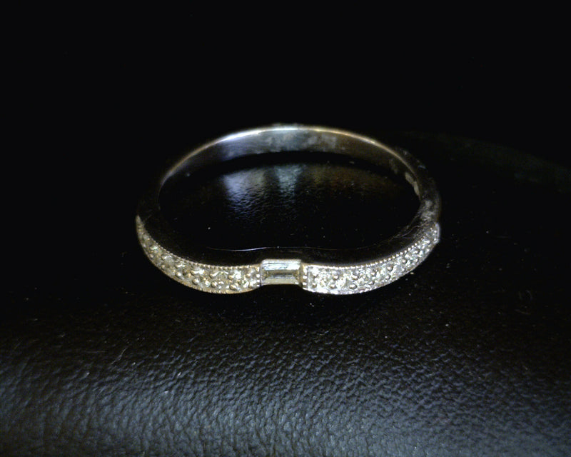 14K WG DIAMOND BAND