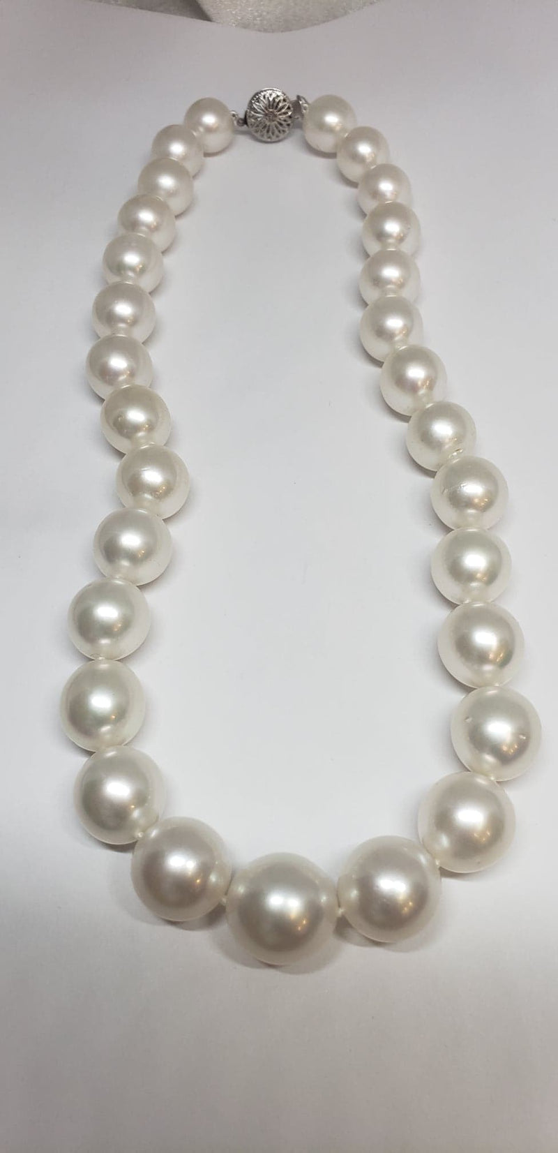 SOUTH SEA PEARL NECKLACE STRAN