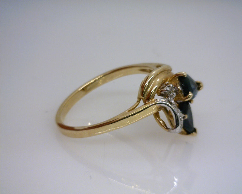 10K YG SAPPHIRE/DIAMOND RING