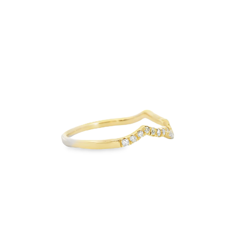 14K YG Curved Diamond Band