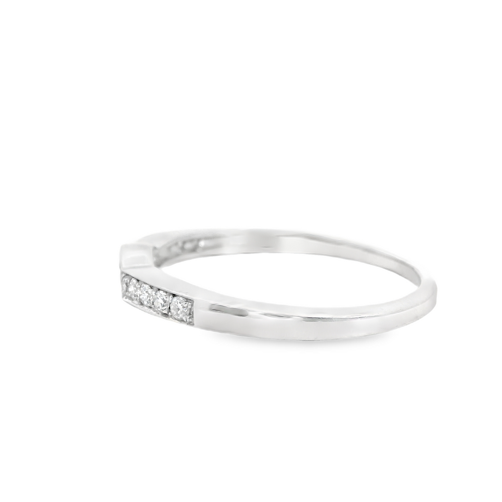 14K WG CURVED DIAMOND BAND