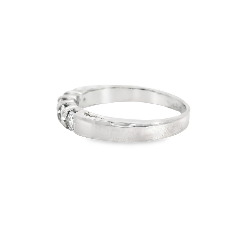 18K WG Diamond Band