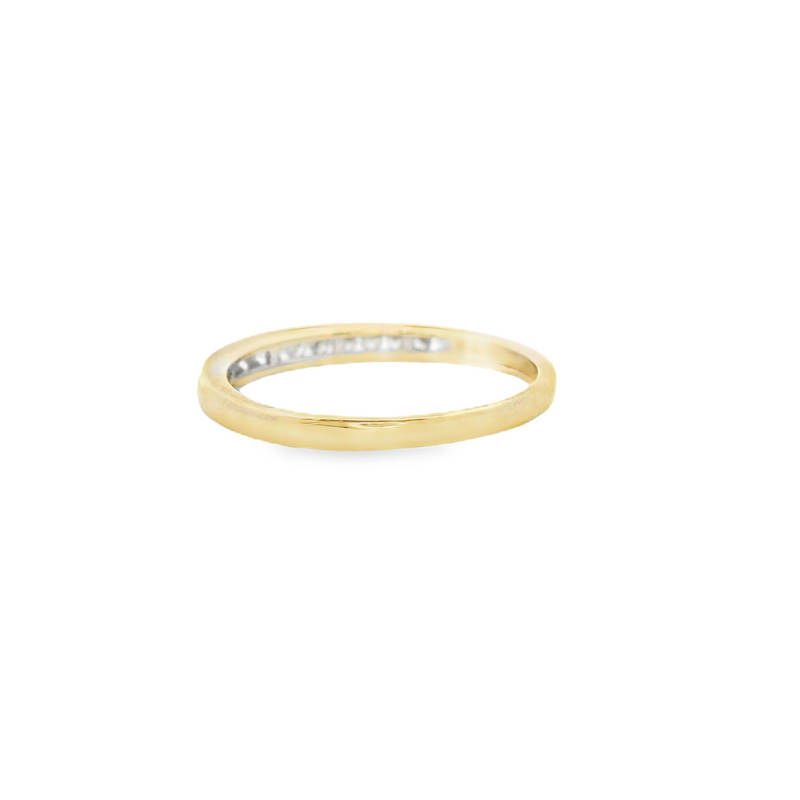 10K YG Diamond Wedding Band