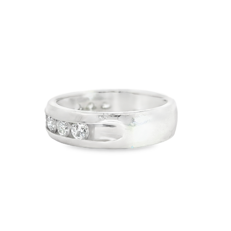 PLATINUM CHANNEL SET DIAMOND