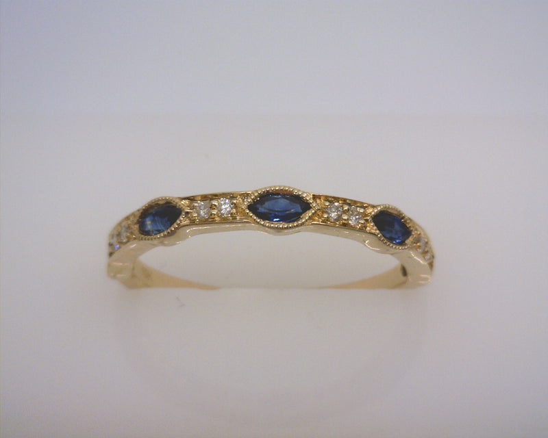 10K YELLOW GOLD SAPPHIRE/DIAMOND RING