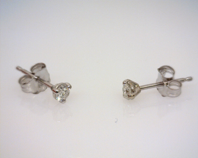 14K WG DIAMOND STUDS