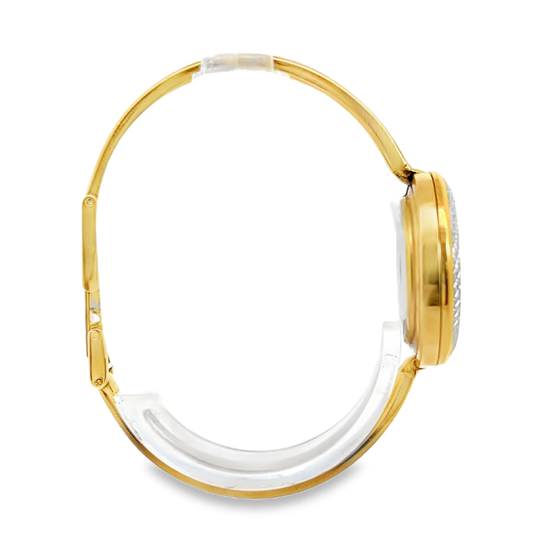 Ladies Gucci Thin Watch with Interchangable Bezels