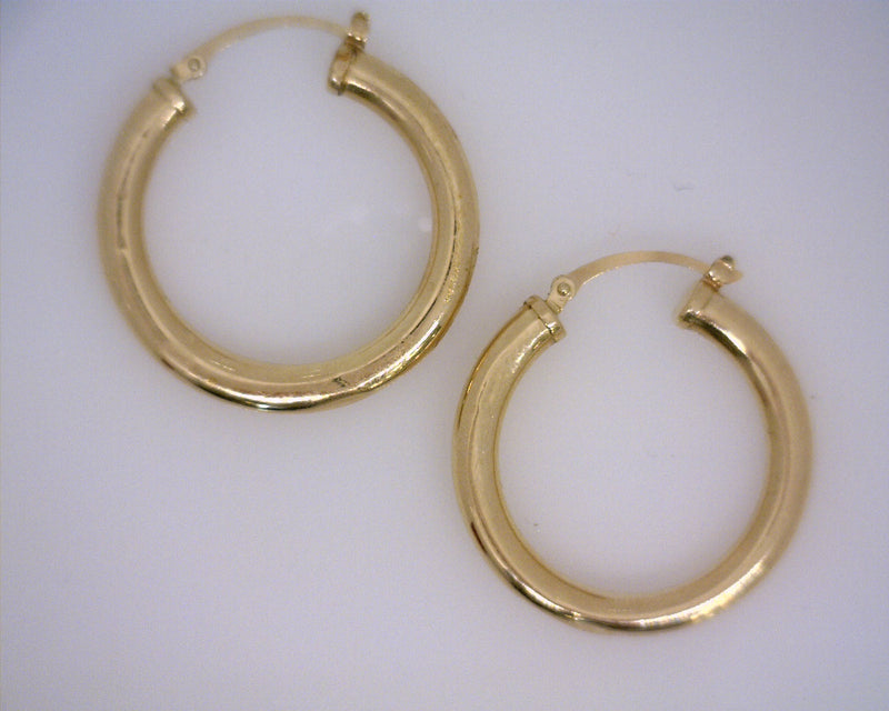 14K YELLOW GOLD HOOP EARRINGS