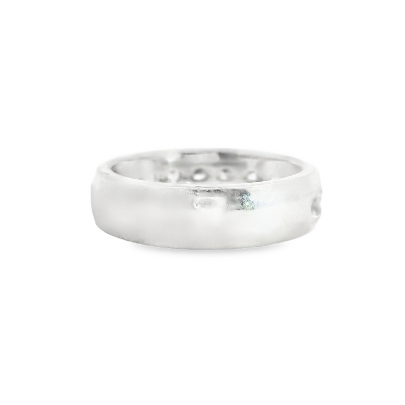 PLATINUM CHANNEL SET DIAMOND