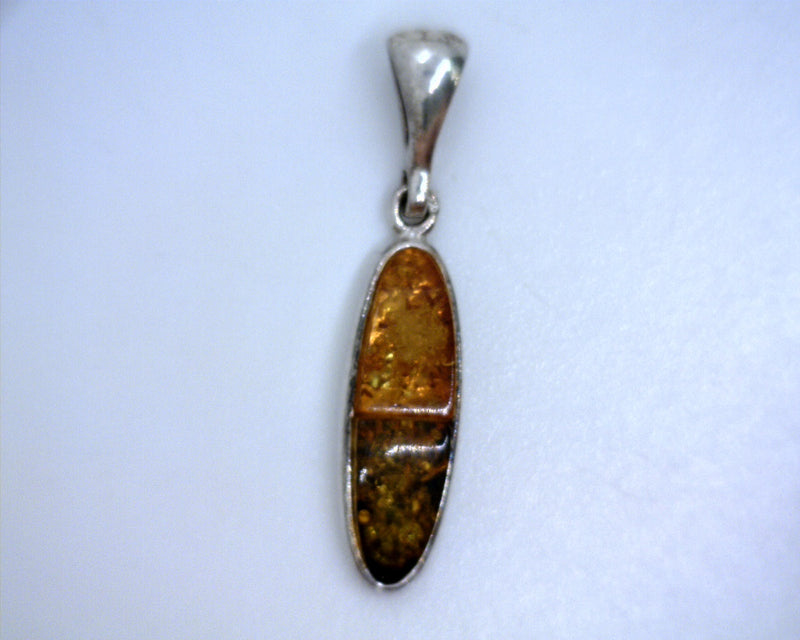 STERLING SILVER AMBER PENDANT