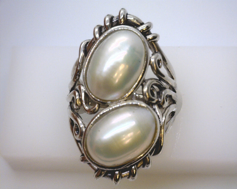 STERLING SILVER PEARL RING SIZ