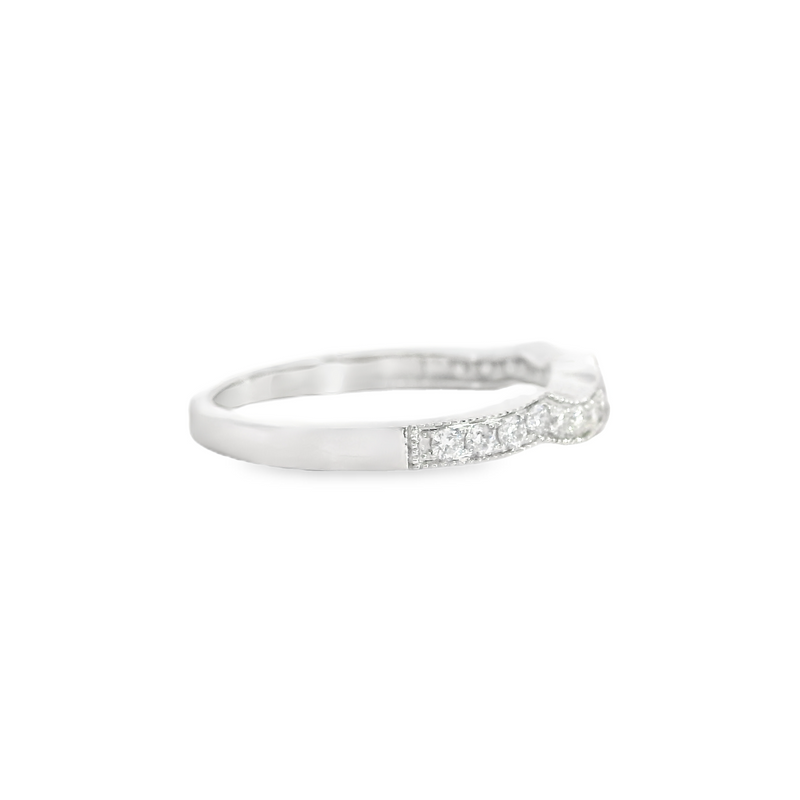 14K WG CURVED DIAMOND BAND
