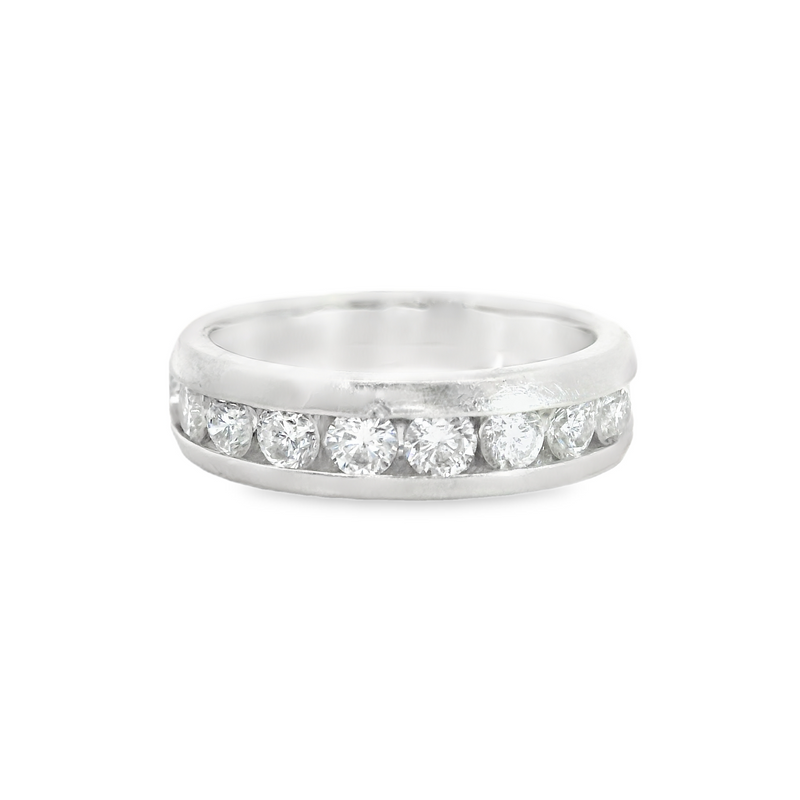 PLATINUM CHANNEL SET DIAMOND