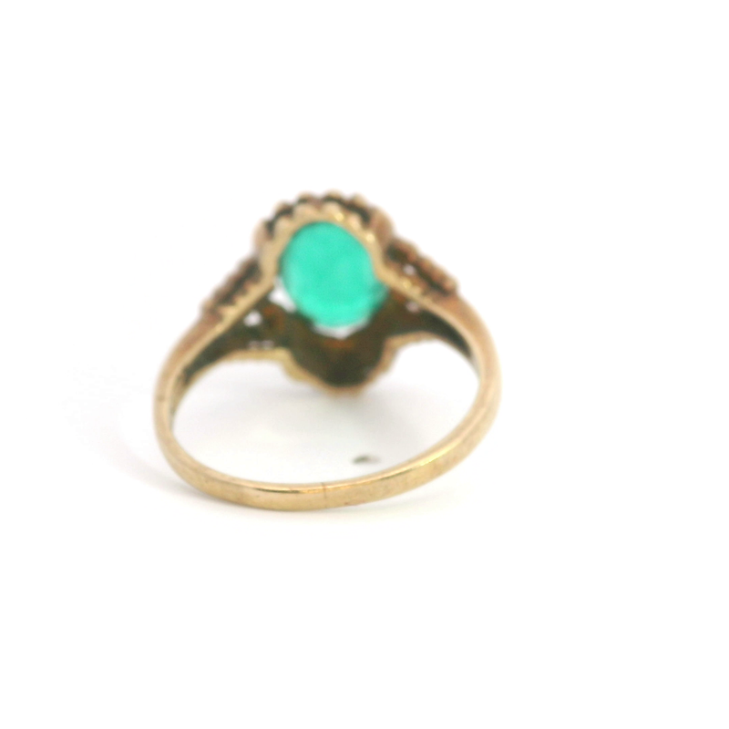 10K YG Vintage Green Glass Ring