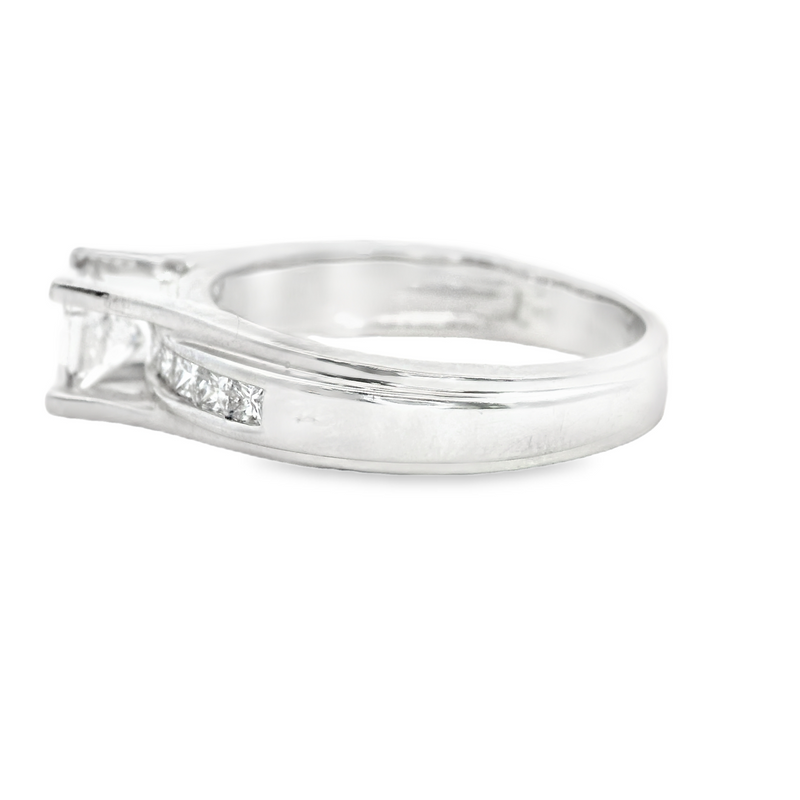 14K WG DIAMOND ENGAGEMENT RING
